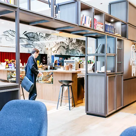 Novotel Linate Aeroporto מלון מילאנו