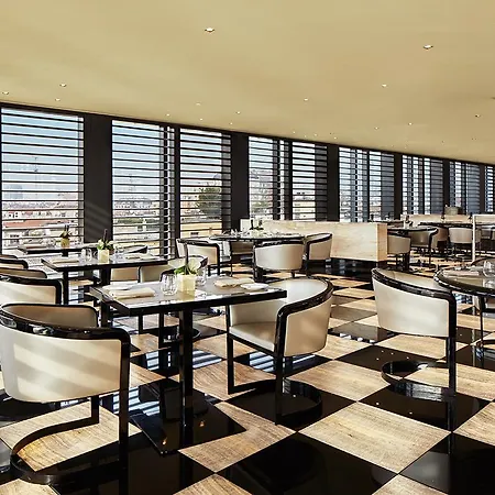 Armani Hotel Mailand