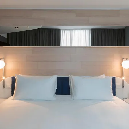 Voco Milan-fiere By Ihg 4*