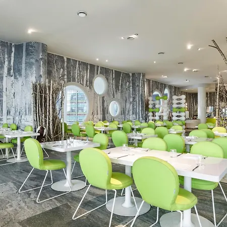 Voco Milan-fiere By Ihg 4* מילאנו