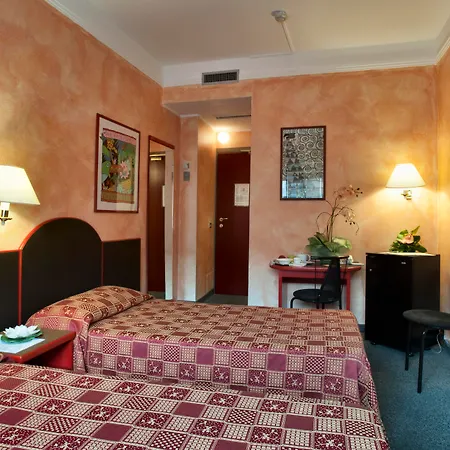 Gamma Hotell 3*