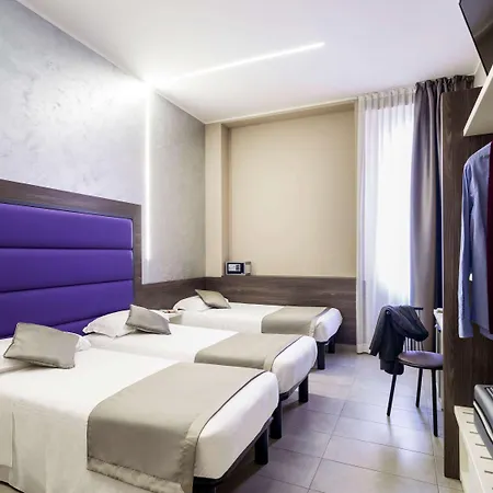 Ibis Styles Centro Отель Милан