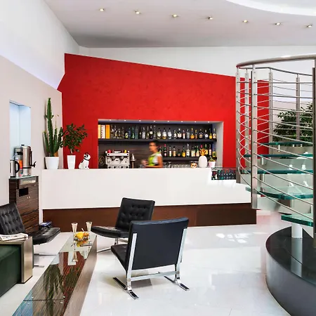 Hotel Ibis Styles Centro 3*