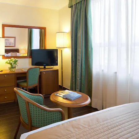 Отель Starhotels Business Palace Милан