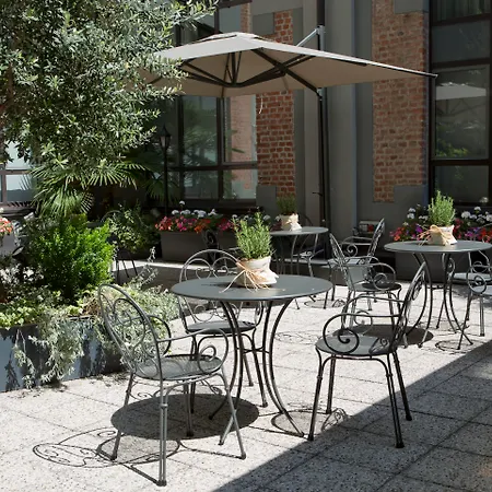 Отель Starhotels Business Palace