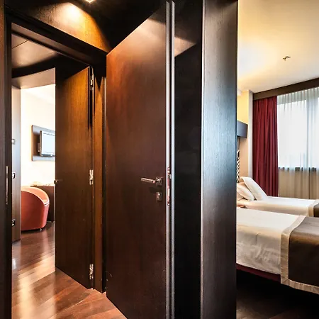Crowne Plaza By Ihg
