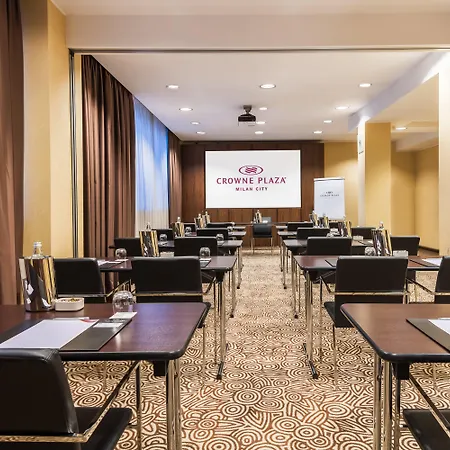 Hotel Crowne Plaza By Ihg