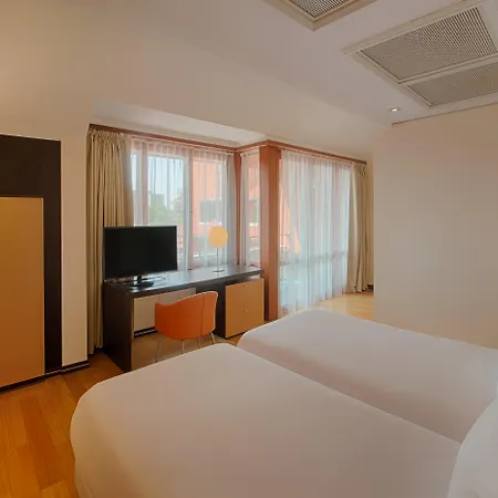 Nh Milano 2 Lejlighedshotel 4*