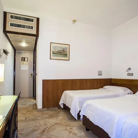 Canova Hotel