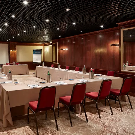 Unahotels Scandinavia 4* Milano