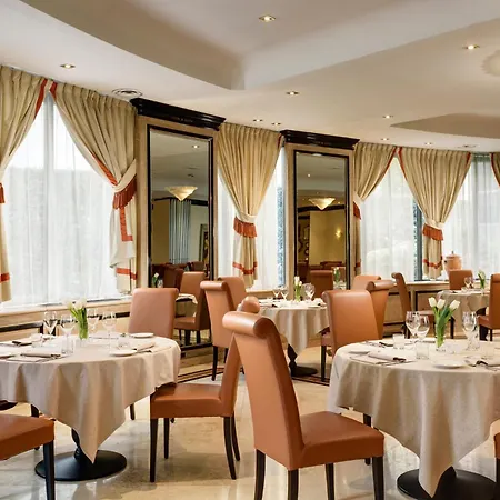 Scandinavia 4* Milán