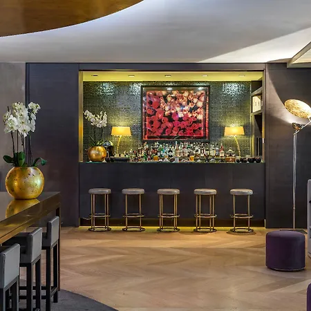 Rosa Grand - Starhotels Collezione Hotel Milán