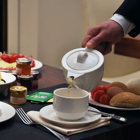 ホテル Cristoforo Colombo - Preferred & 4*