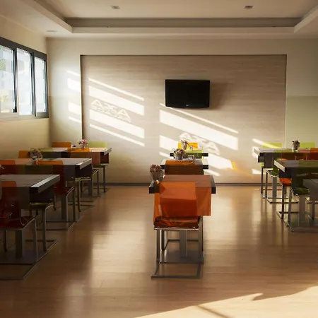 Acca Palace Aa Hotel 4*