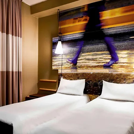 Ibis Centro Hotel Mediolan