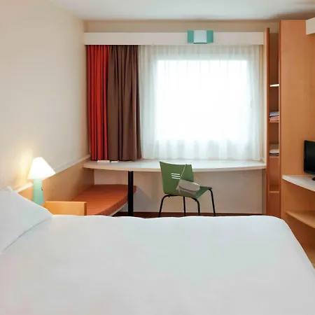 Ibis Centro 3*