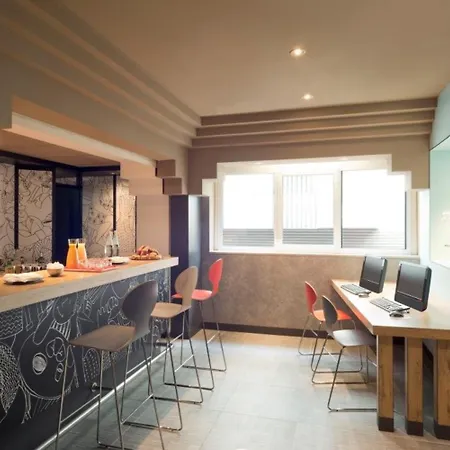 Hotel Ibis Centro 3*