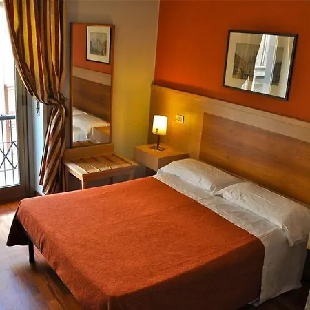 Hotel Dover 2*