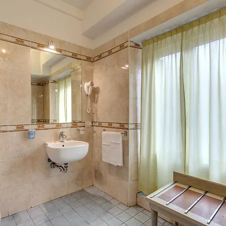 Rio Hotel 3*