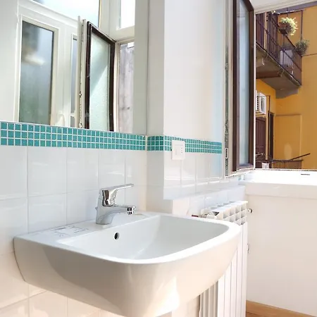 アパート Temporary 2 Crocetta ミラノ