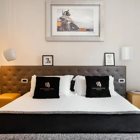 Aparthotel Montenapoleone Milán