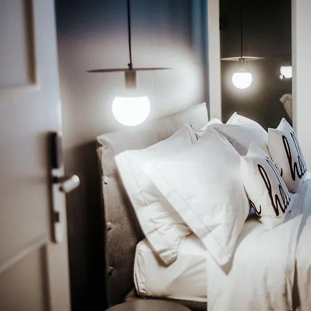 Ca Bela - Porta Romana Gasthuis 4*