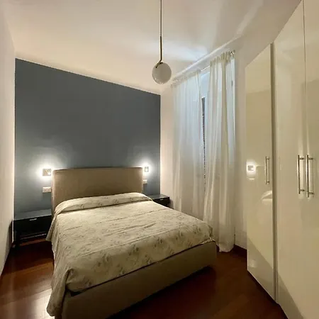 Apartment The Painting Apartment. A And Lovely In Milan