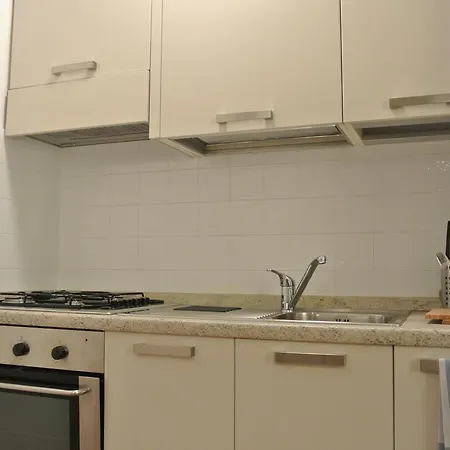 Studio Errepi Loreto Апартаменты Милан