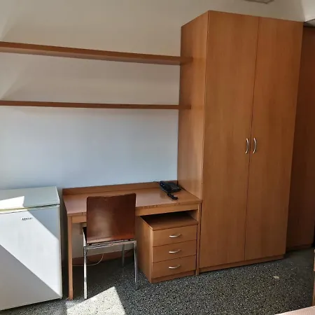 For Students Only Cosy Ensuite At Galileo Galilei In Μιλάνο