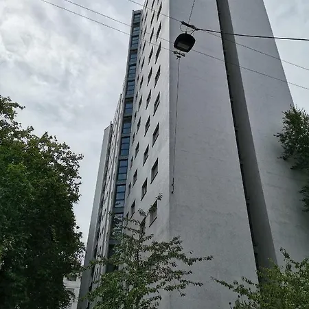 Διαμέρισμα For Students Only Cosy Ensuite At Galileo Galilei In *