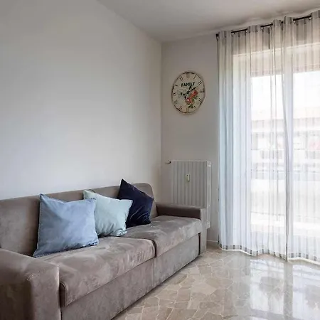 - Parking And Comfort - Spacious Up To 8 Pax Apartment Milan