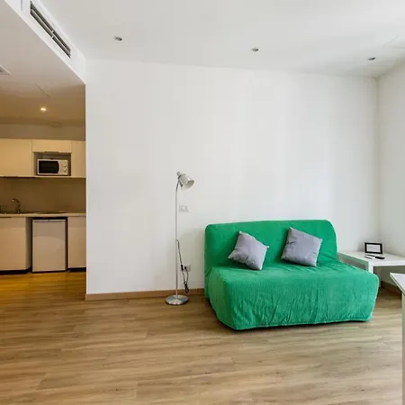 Guesthost - In The Heart Of Milano! Mediolan