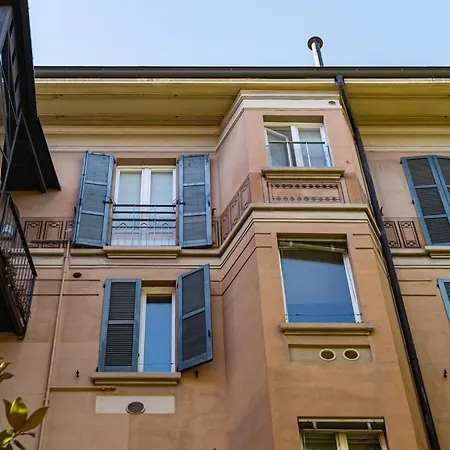 Апартаменты Brera Livings, Charming Flat Near Duomo Милан