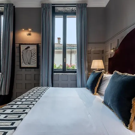 The Couper Sant'andrea Milan