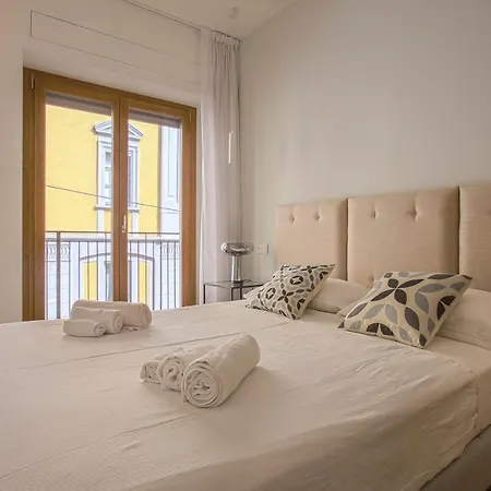 Апартаменты Chic Luxury Apartments-hosted By Sweetstay Милан