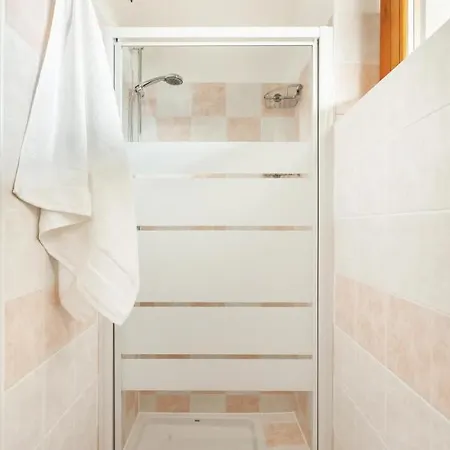 Apartmán Luminoso Attico Con Garage Gratis Vicino Al Duomo E Allo Ieo