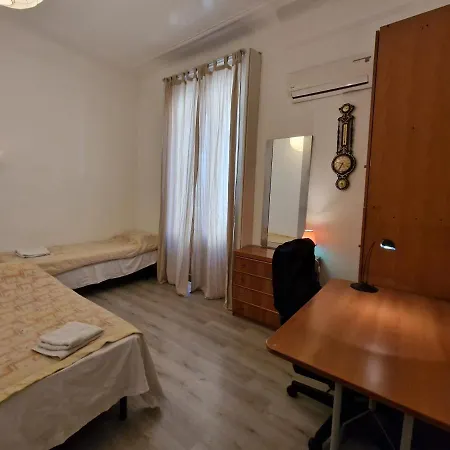Alloggio in famiglia Private In A Quiet In The City Center