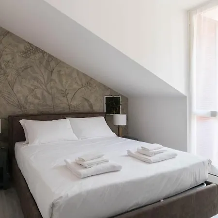 Italianway Easy - Commenda 35 * Mediolan