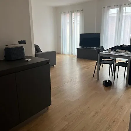 Apartment Number House - Number 9 Milan