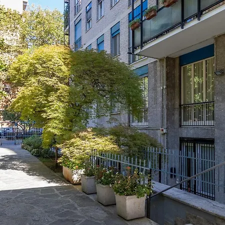 Centre - 10 Minutes To Duomo - Free Wifi E Netflix Appartement