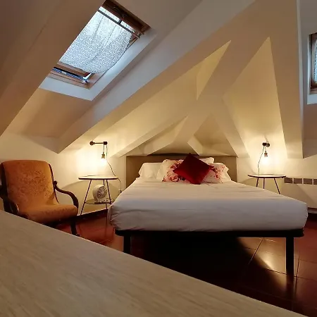 Mercanti Attic Version Apartment