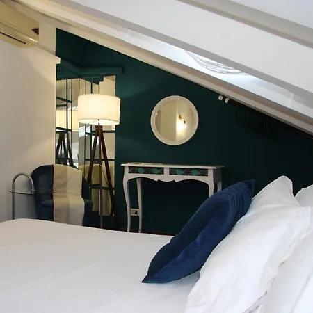 Apartment Mercanti Attic Version Milan