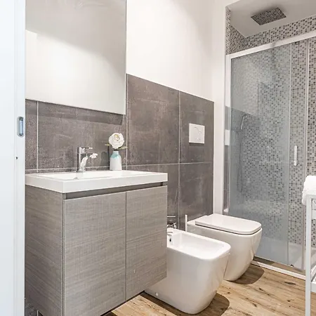 Hostmate - - Pirelli 30 Suite- Porta Nuova Апартаменты *