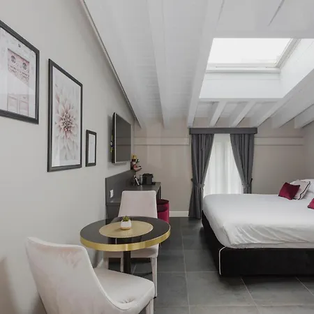 Affittacamere Santarella 4*