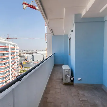 Apartamento 12° Piano Torre Diamante - 67 *