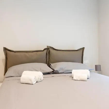 Centrale Modern Apartment *