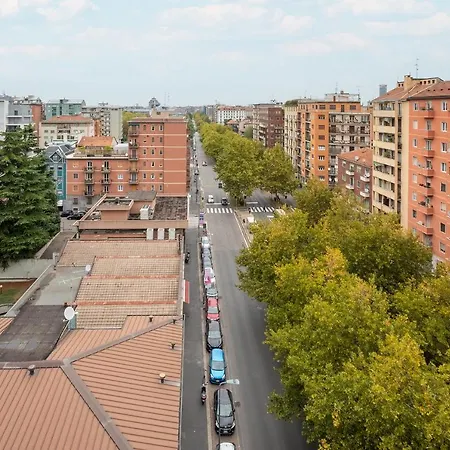 Free Parkinga Due Passi Da Navigli Con Balcone