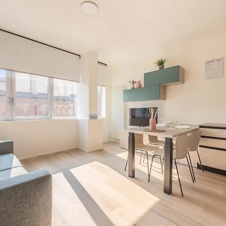 Santa Sofia House - Duomo Appartement Milaan