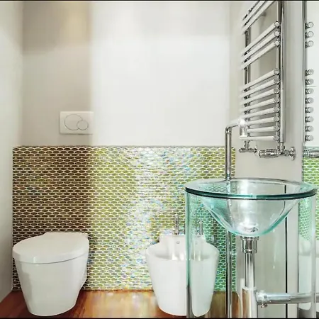 Unique Penthouse 10 Steps From Duomo Διαμέρισμα