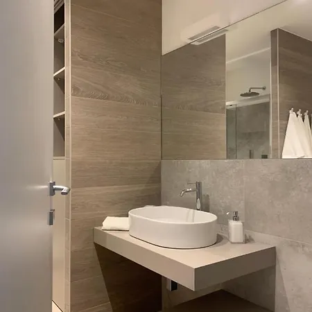 New High Quality In The Center Of Apartmán Milán